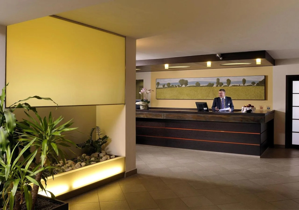 Best Western City Hotel