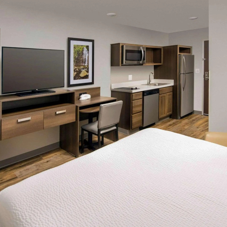 Woodspring Suites Cherry Hill