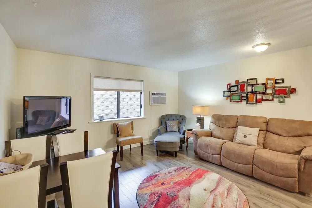 Walkable Lead Condo: 5 Mi to Terry Peak Ski Area!