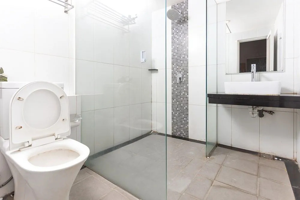 RedDoorz Plus @ Idjen Boulevard Malang