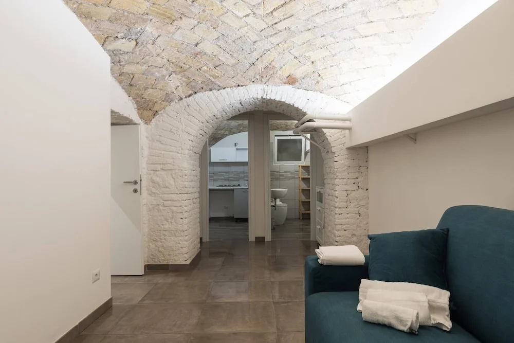 Vatican Suite 2 Levels Completely Renovated