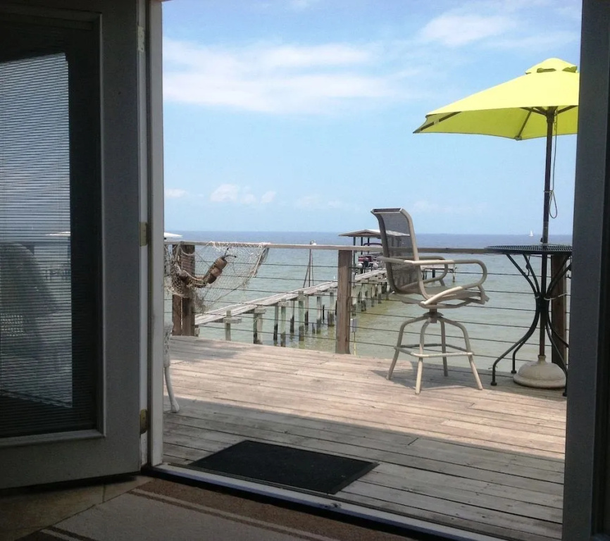 Come Friday Cottages