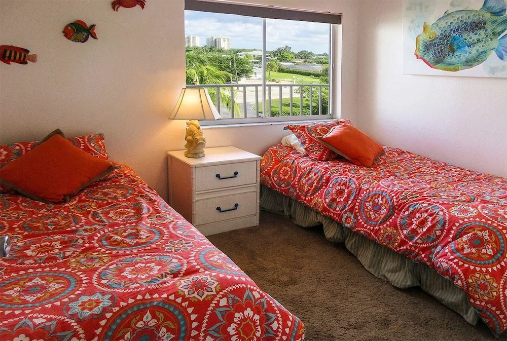 Castle Beach 405