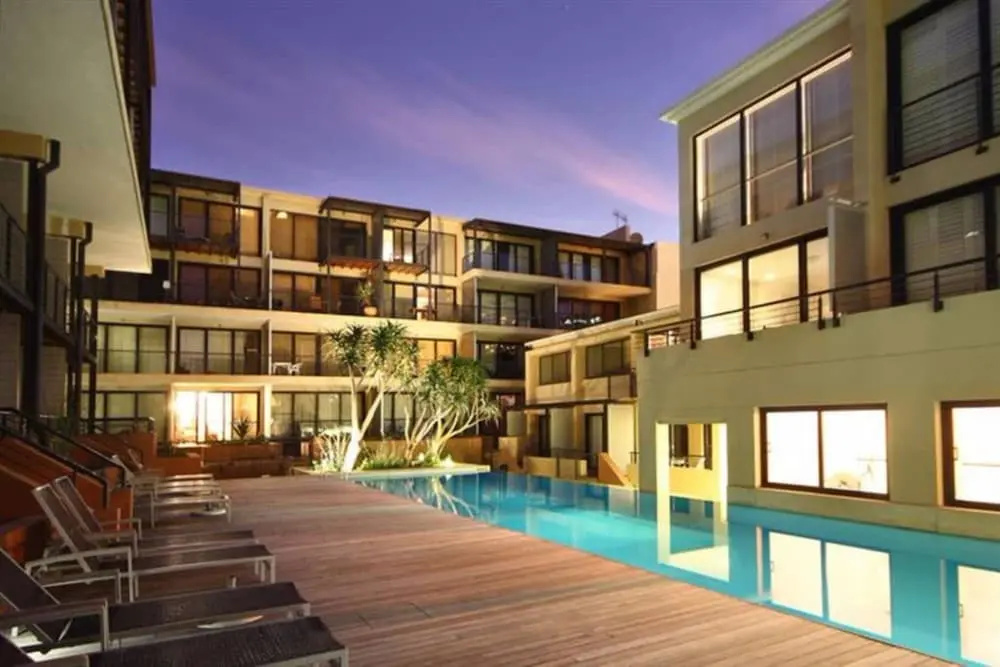 Beautiful Apartment in The Piazza With Pool and Gym