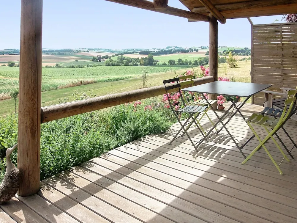 Chalet With 2 Bedrooms in Pauilhac, With Wonderful Mountain View, Pool