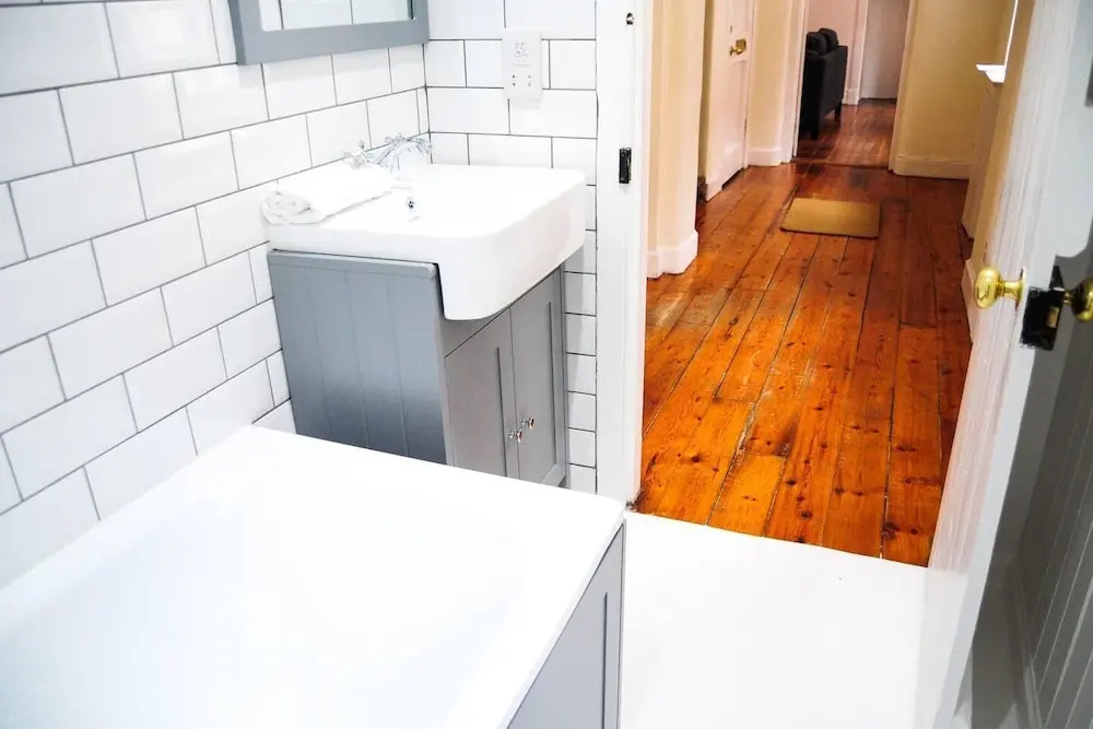 Beautiful Bohemian 2BR flat in the Cowgate