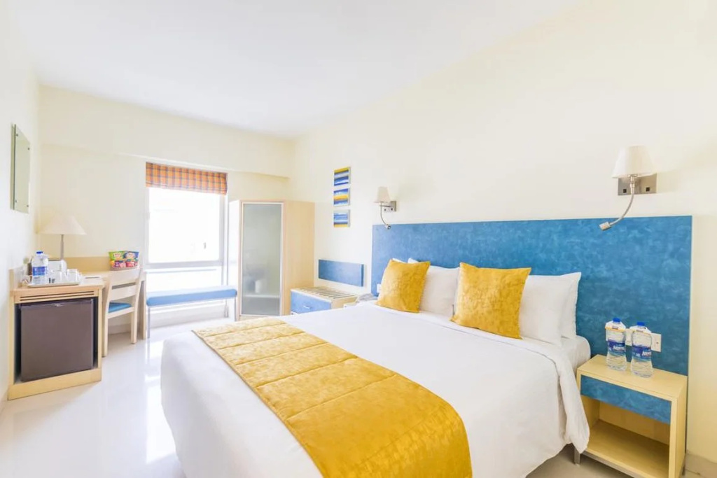 Grand Hometel Malad