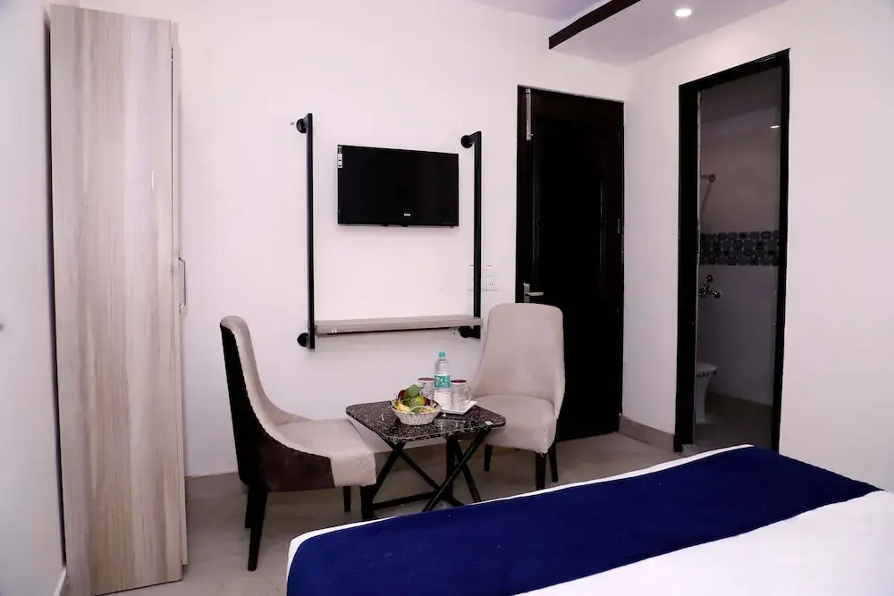 Lyf Corporate Suites - Noida Sector 19