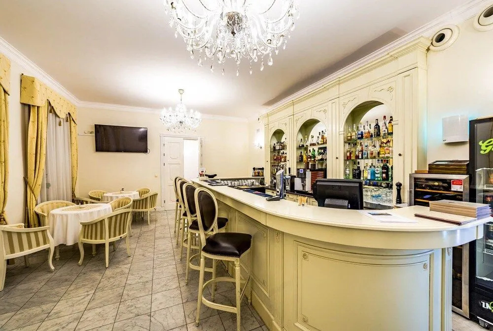 Hotel Sobienie Królewskie