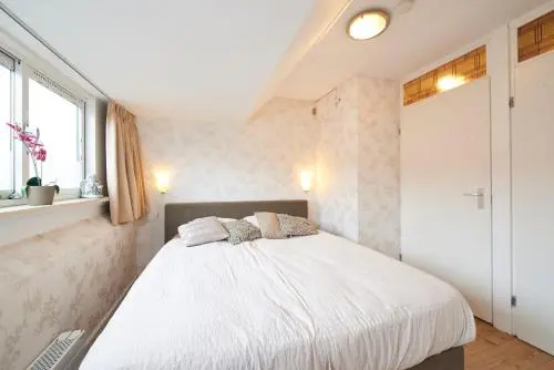 B&B HutSpot