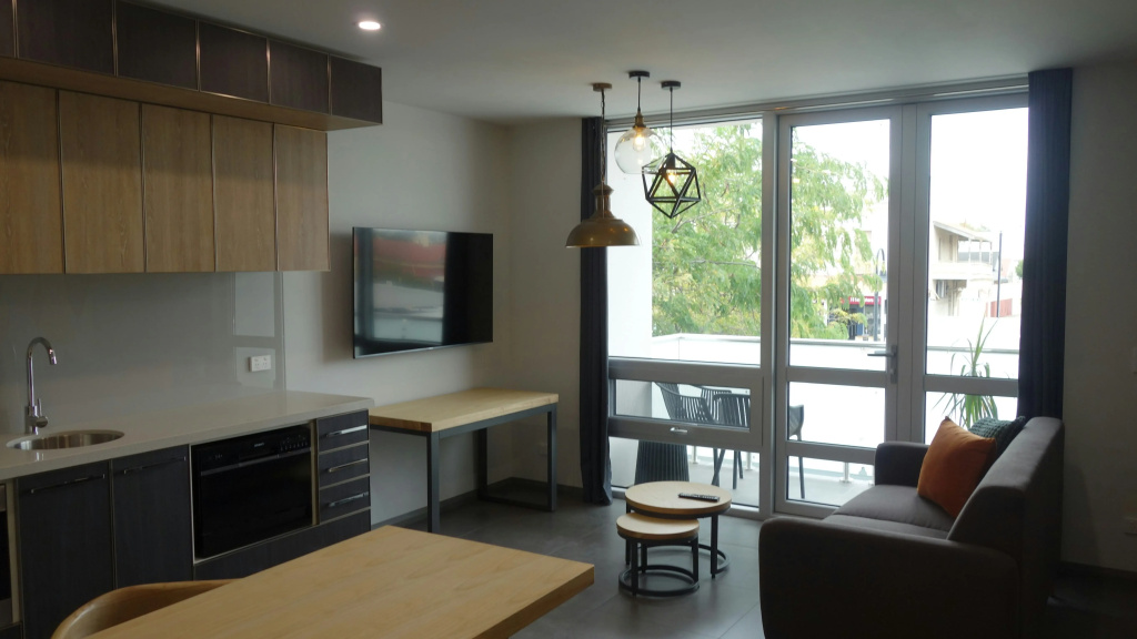 Semaphore Splash Apartments