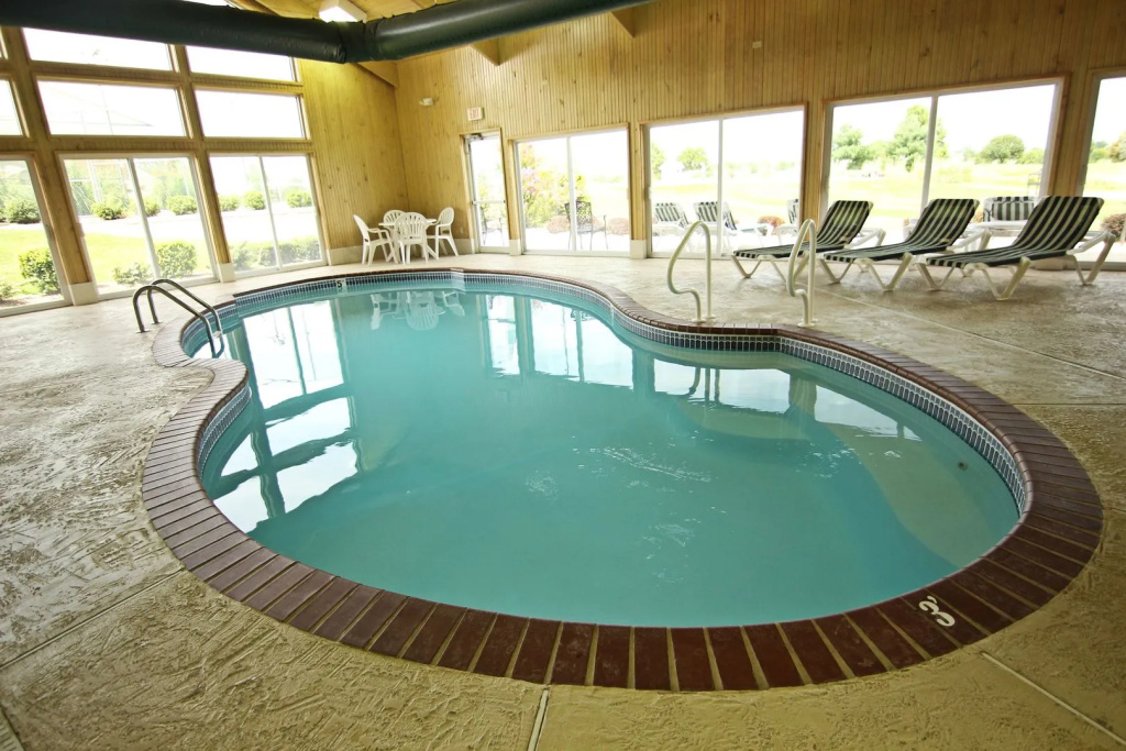 Crown Pointe Lodge, BW Signature Collection