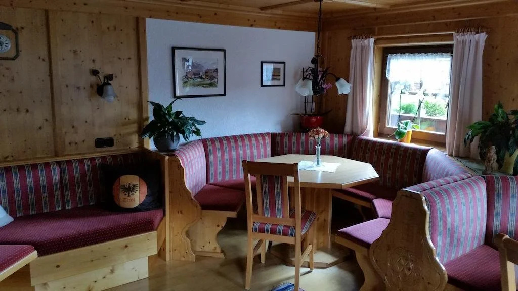 Haus Alpenfrieden