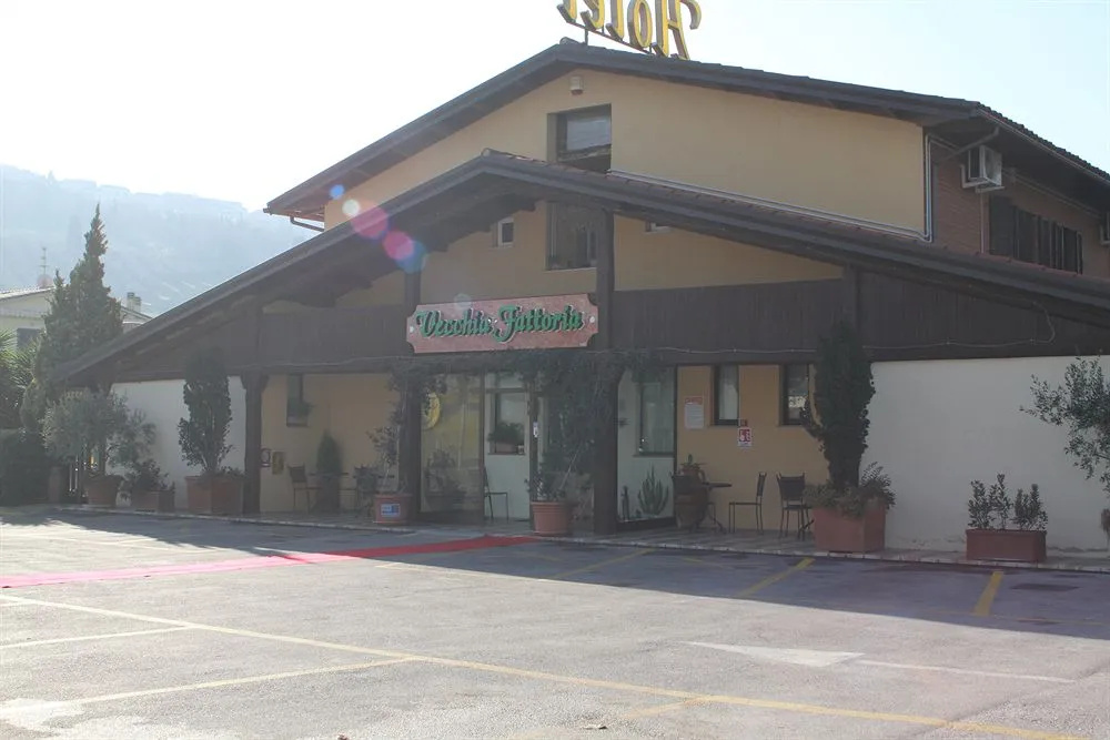 La Vecchia Fattoria