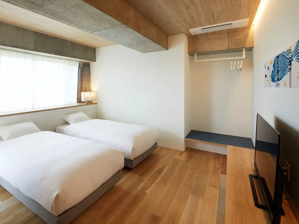LOISIR Living Suites SERAGAKI