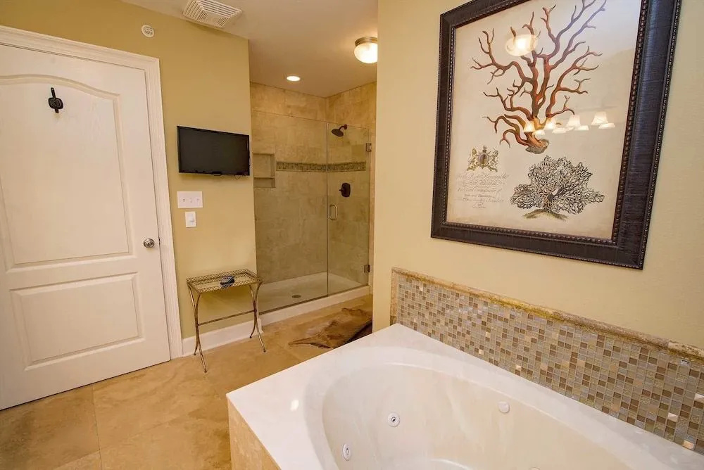 Phoenix West II 1402 3 Bedrooms 4 Bathrooms Condo