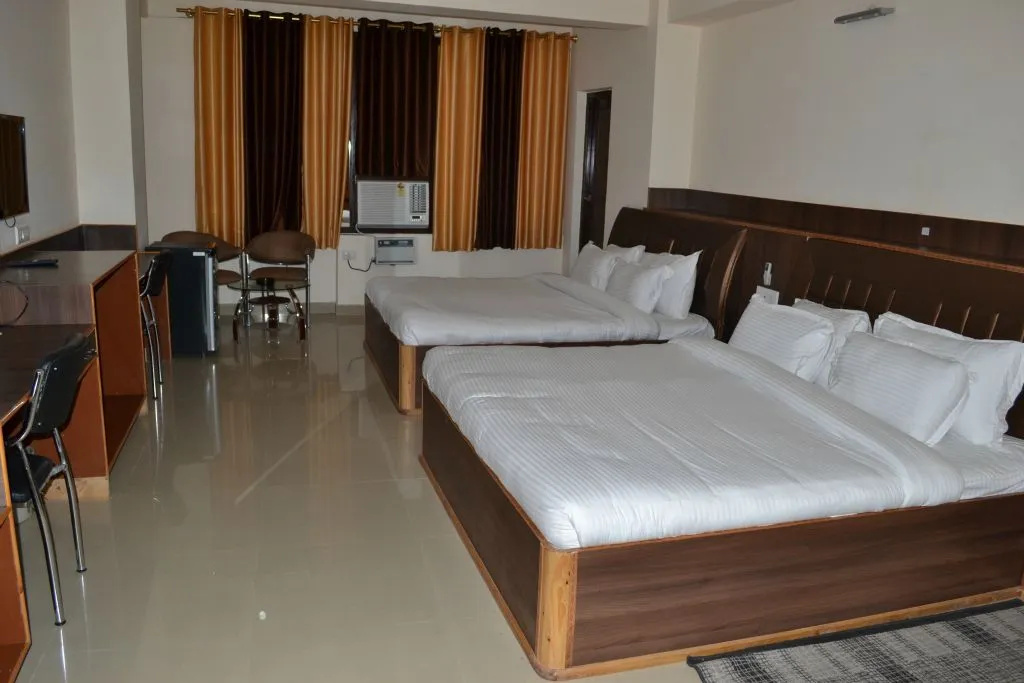 Hotel Singh Axis