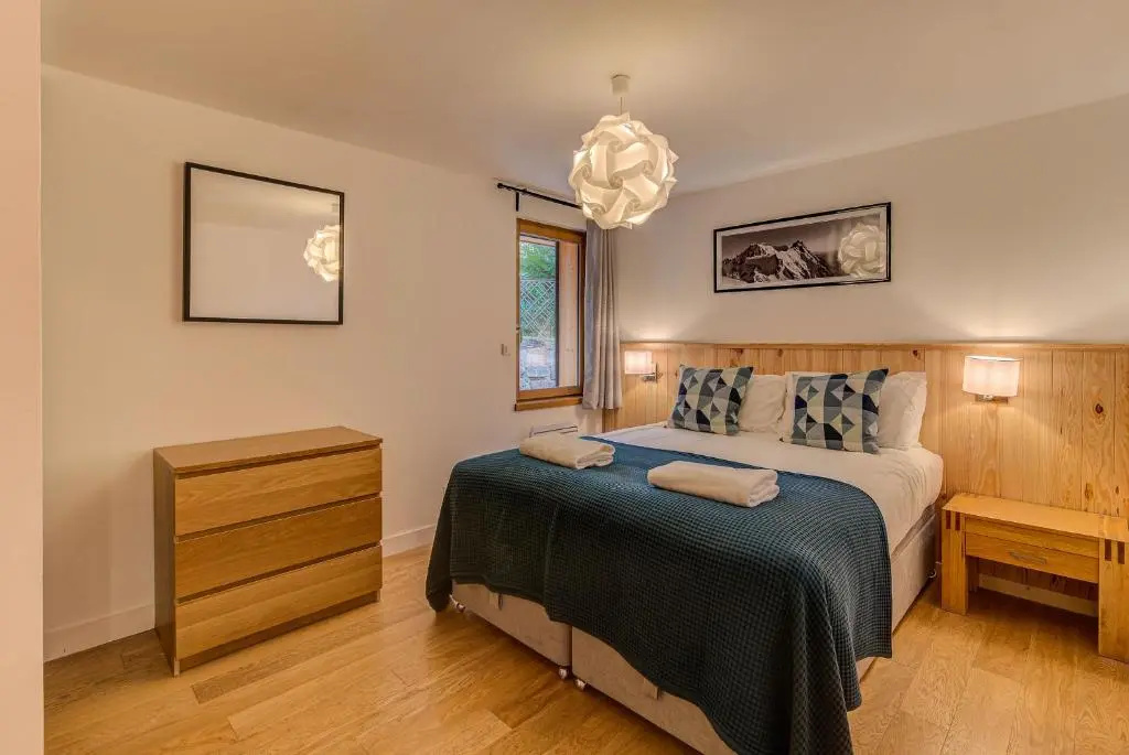 BIOLAY 2 - Alpes Travel - Central Chamonix - Sleeps 6