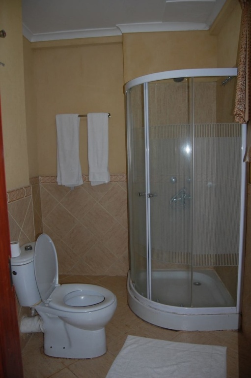 Arusha Center Inn
