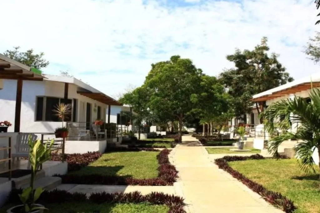 Hotel Villas Bambu