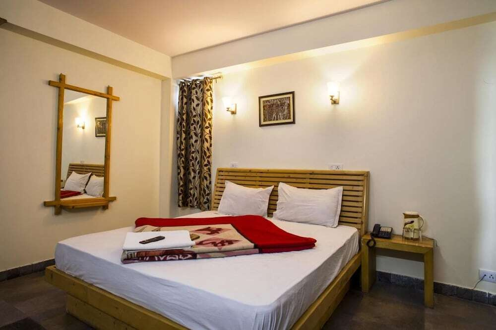 1 BR Guest house in Tutikandi, Shimla, by GuestHouser