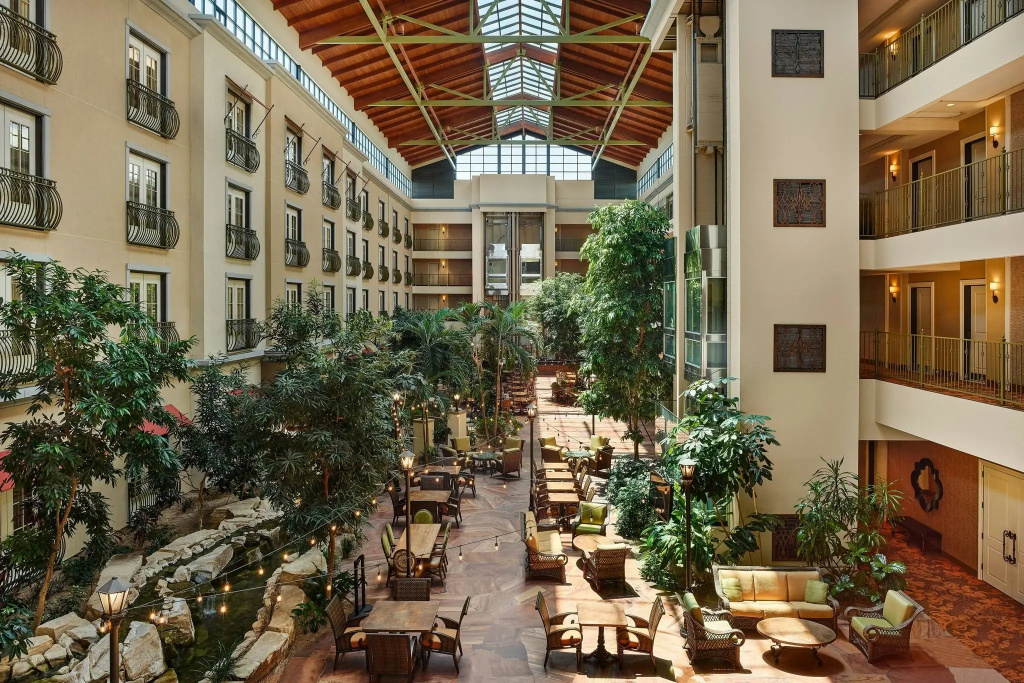 Woolley's Classic Suites