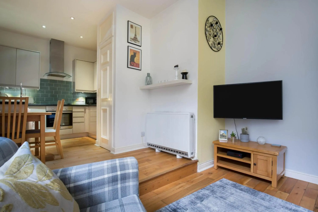 Sunshine On Leith Apartment