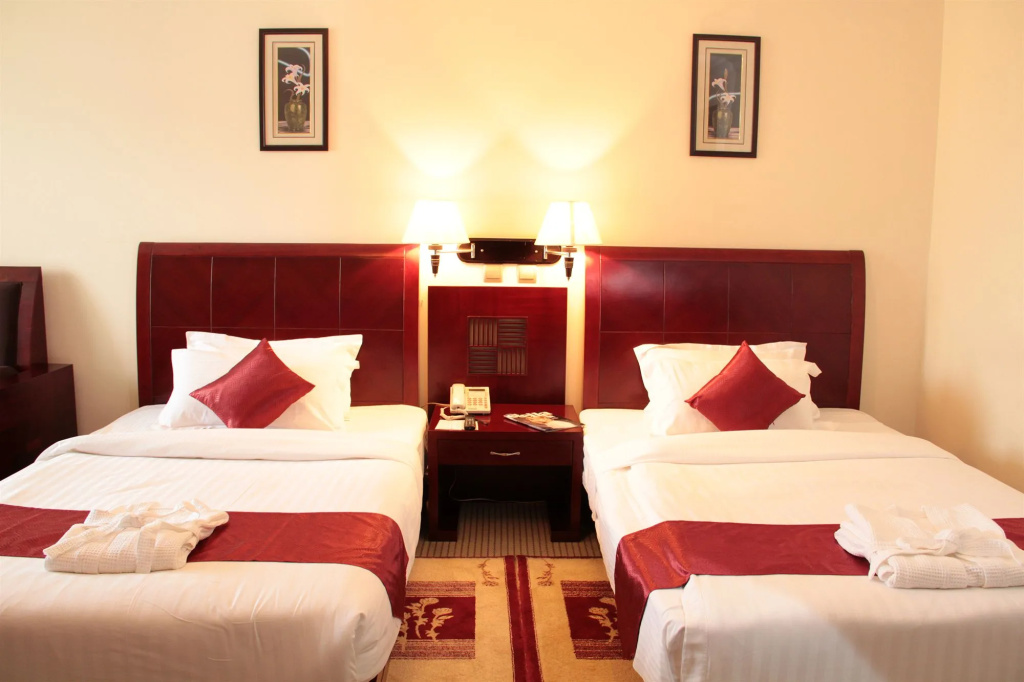 Kaleb Hotel