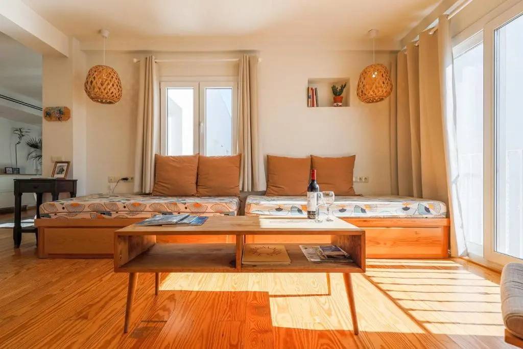 Cozy 1br Apt Recently Renovated in City Centre