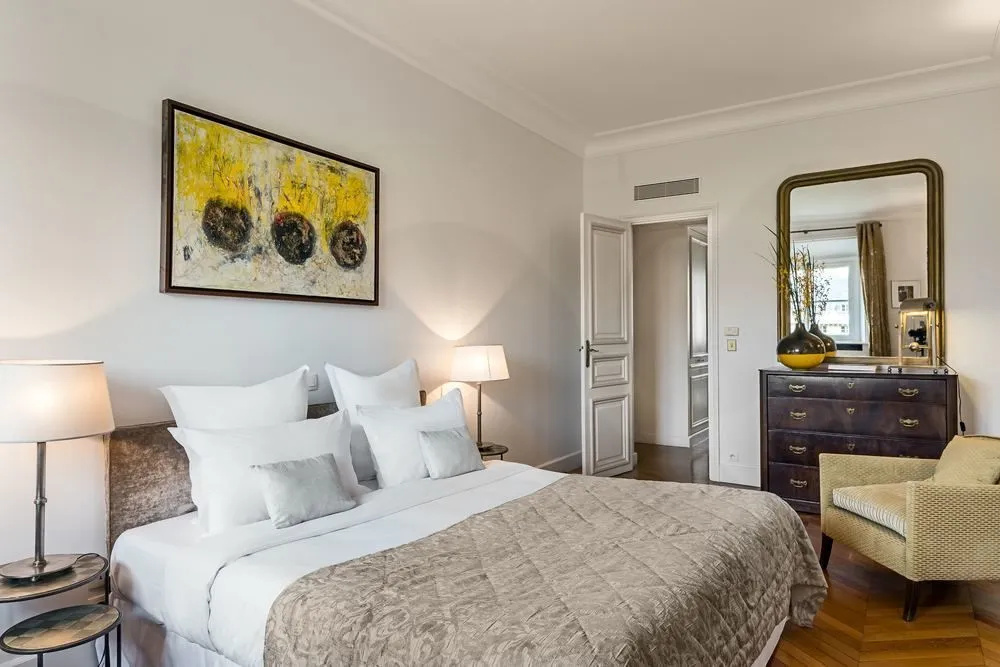 Palais Petit - Two Bedroom Apartment