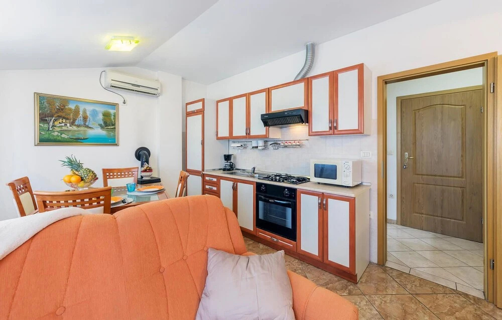 Stunning Apartment in Pula With Wifi and 1 Bedrooms
