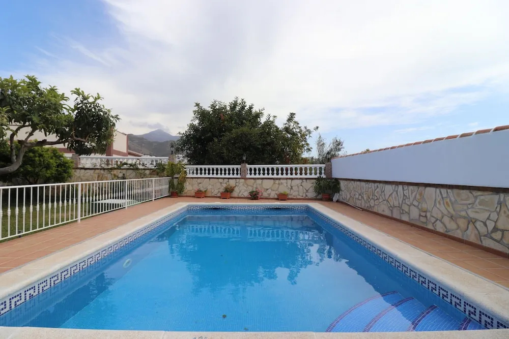 1107 Villa Salares