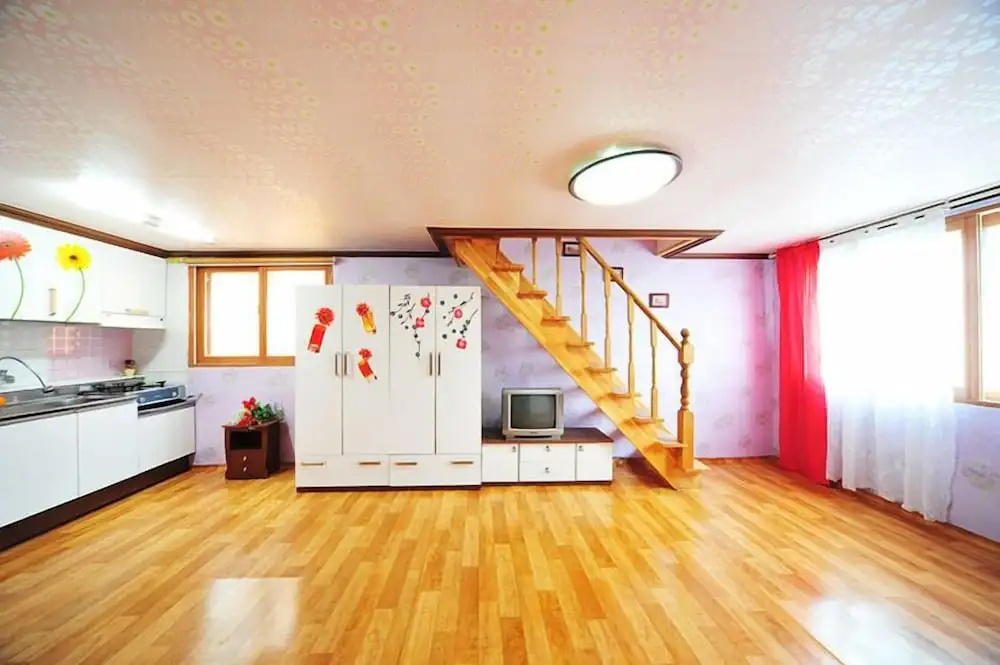 Star Song Pension