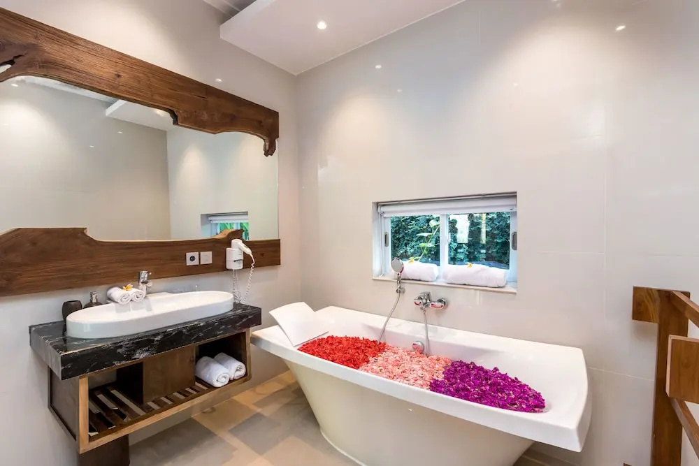CC Villa Seminyak by Nagisa Bali