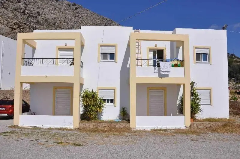 Marianthi Studios & Apartments