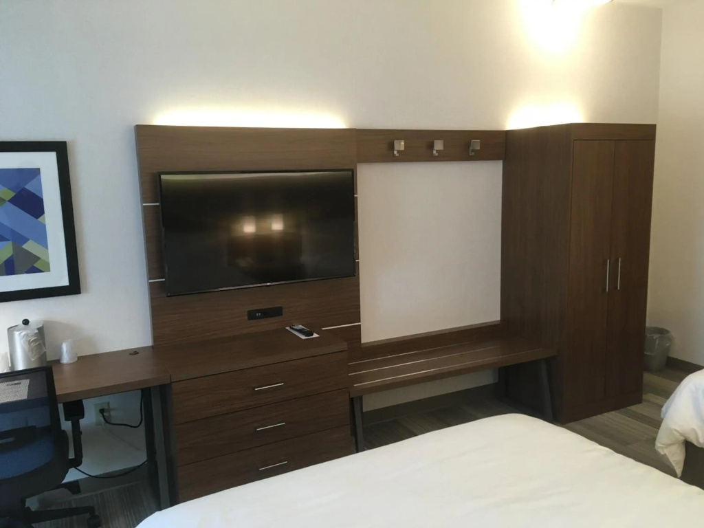 Holiday Inn Express & Suites Bethlehem Airport-Allentown Area