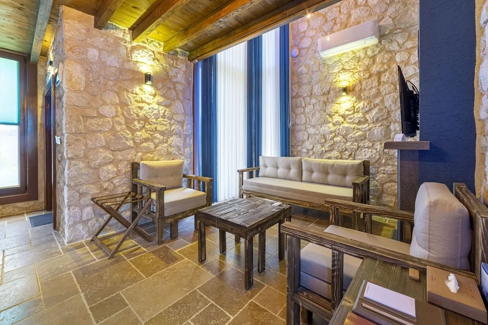 Marisstone Hotel Gökçetepe Tabiat Parkı
