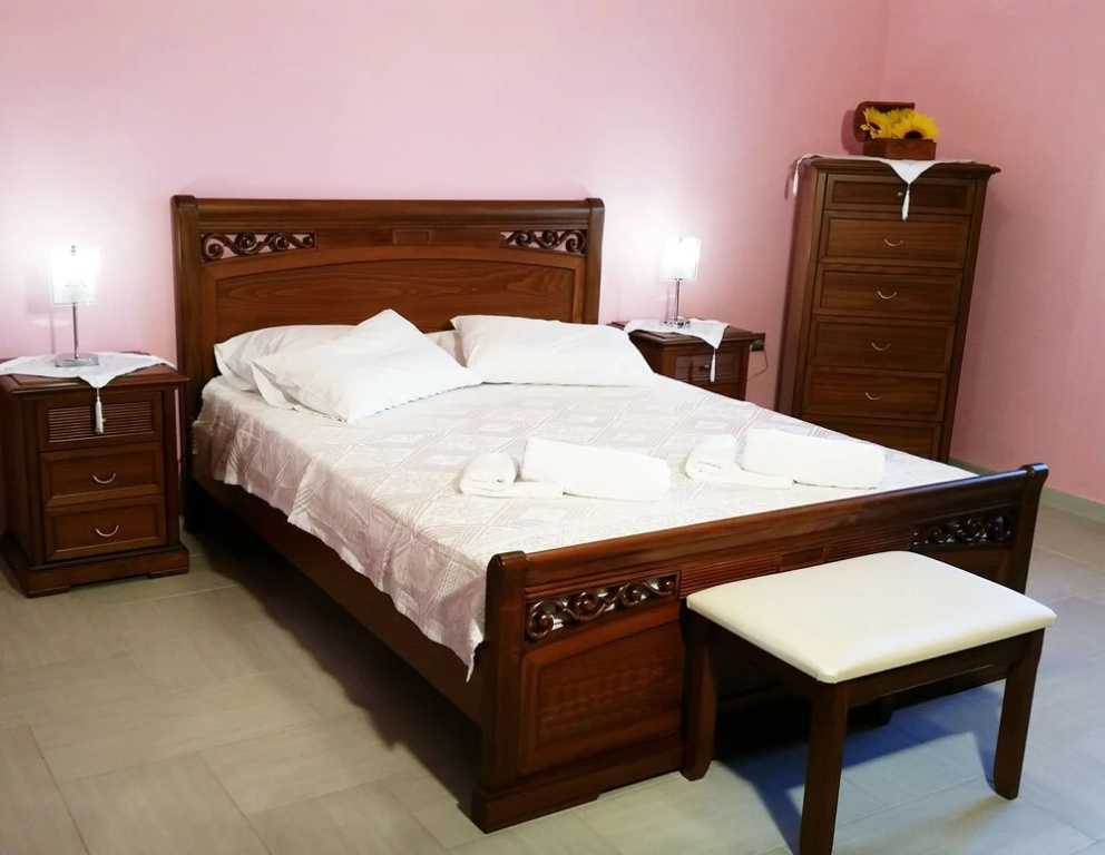 Mina's House