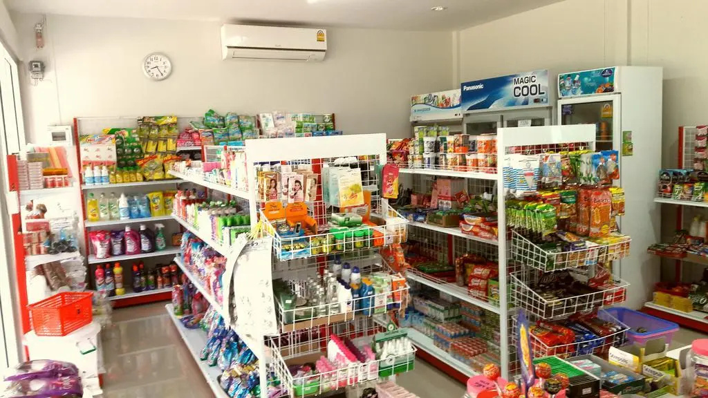 Koh Jum Bungalow & Hostel
