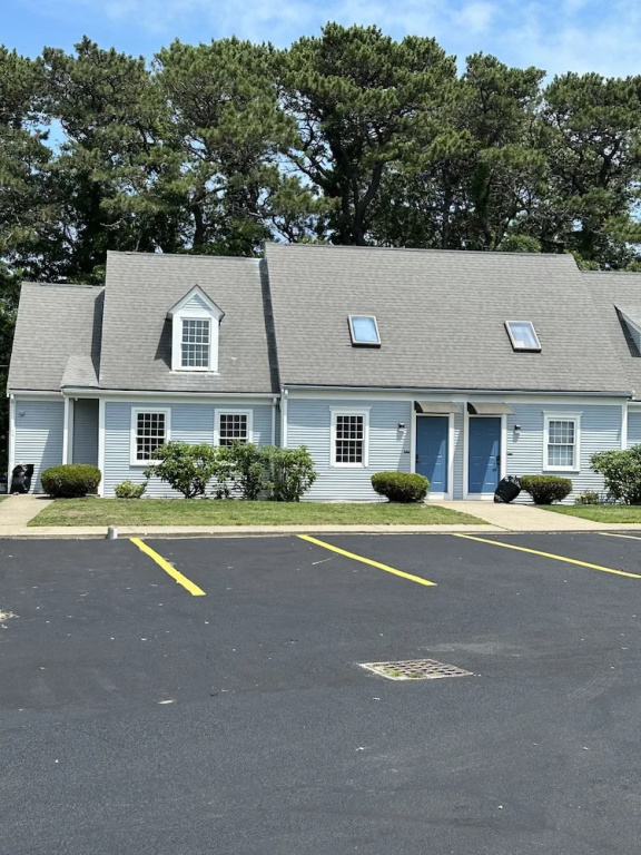 Harborside Suites