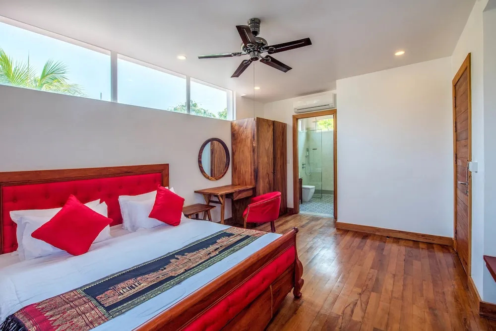 Villa Eternal, Private Pool, 3 Floors & Rooftop Terrace