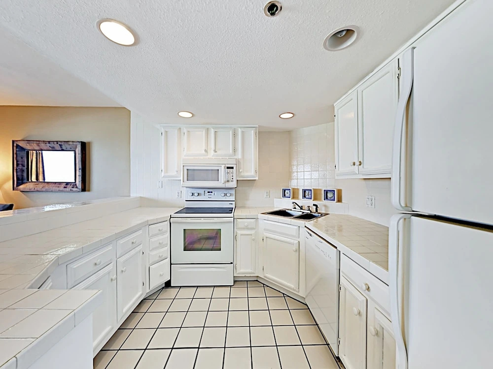 Gulf Unit 805 - 2 Br Condo