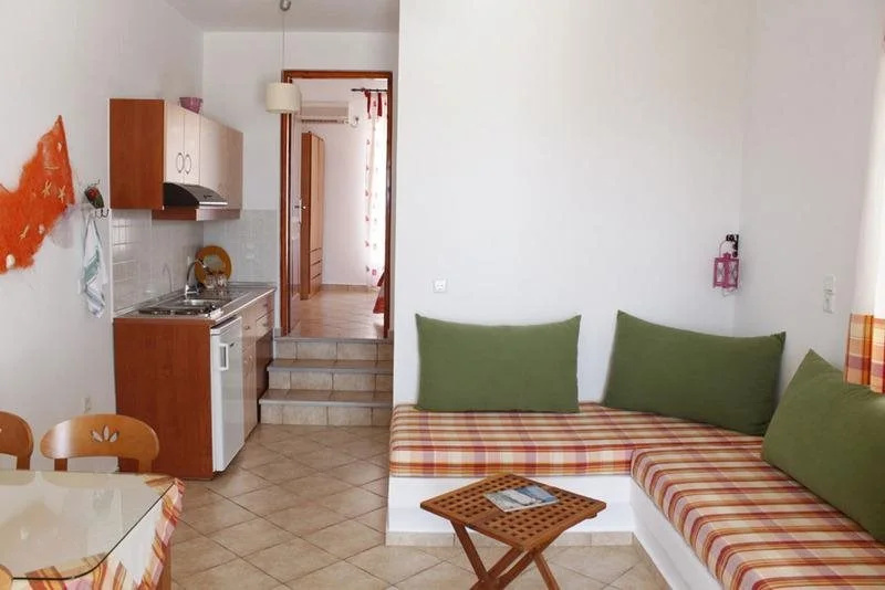 Mirabeli Suites
