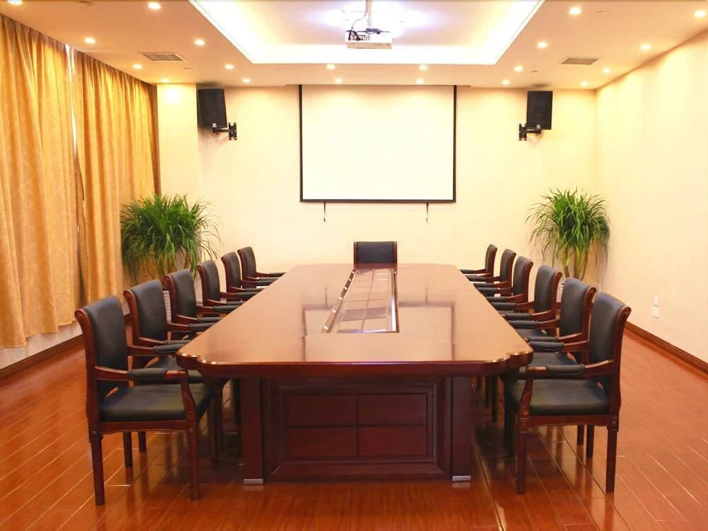 GreenTree Inn Shanghai Songjiang Dongjing Tongle Road Happy Valley Bus