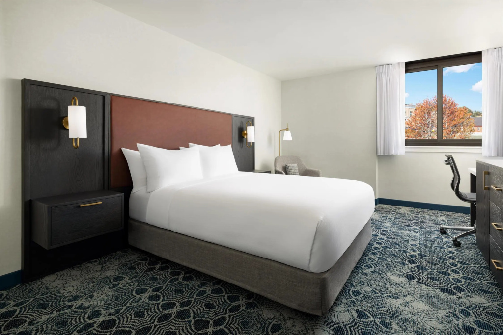 Doubletree By Hilton Concord Downtown