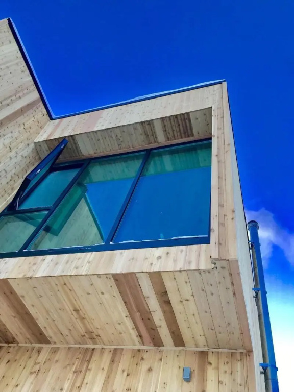 Aurora Villa