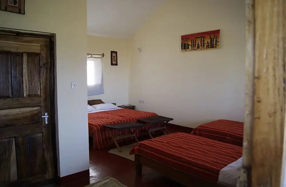 African Sunrise Lodge and Campsite