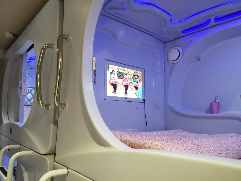 橙舍太空艙 TW Capsule Hostel