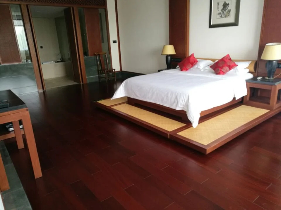 Zhejiang South Lake 1921 Club Hotel