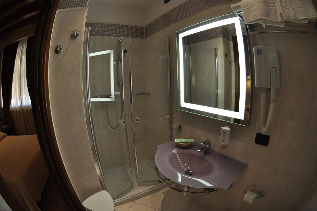 Green Park Hotel